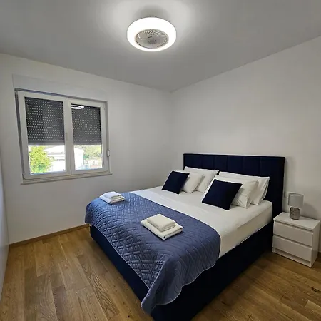 Zara Apartment