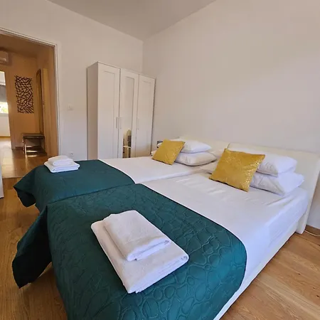 Zara Apartment *