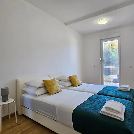Zara Apartment *